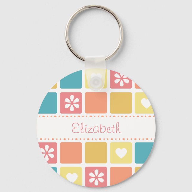 Girly Heart Squares Retro Daisy Blume und Name Schlüsselanhänger (Vorderseite)