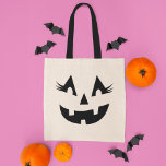 Girly Jack O Lantern Pumpkin Face Halloween Tragetasche<br><div class="desc">Celebrate Halloween in style with this girly pumpkin face tote bag. This fun jack o lantern design has a bright toothy grin and fabulous eyelashes!</div>