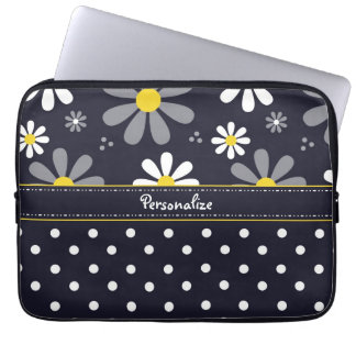 Girly Mod-Gänseblümchen und Polka-Punkte mit Namen Laptopschutzhülle