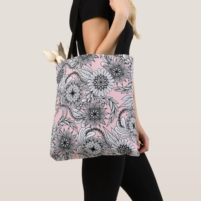Girly Modern Pink Schwarz-weiße Blumenzeichnungen Tasche (Von Nahem)