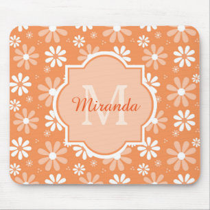 Girly Monogram Niedlich Orange Daisy Blume und Nam Mousepad
