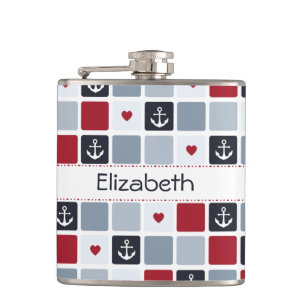 Girly Navy und Red Anchor Herzmuster mit Namen Flachmann