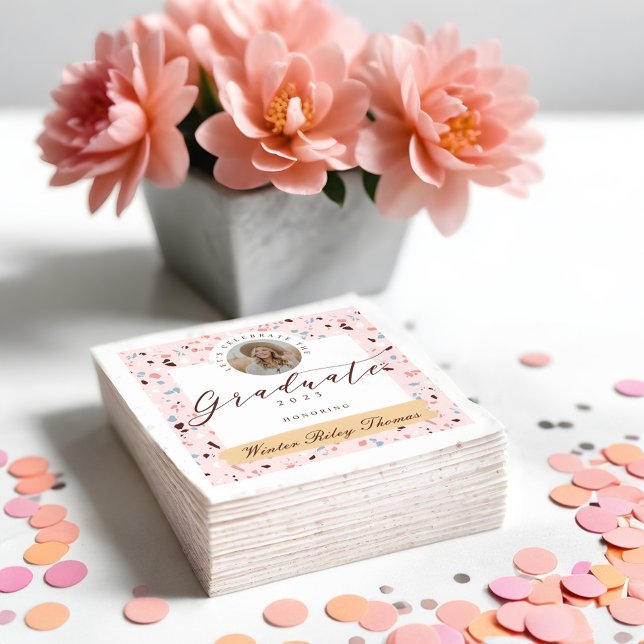 Girly Pink & Blue Terrazzo Foto Graduation Party Serviette (Girly Pink & Blue Terrazzo Photo Graduation Party Napkins)