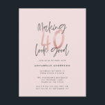 Girly pink Glitzer Moderner, stilvoller 40. Geburt Postkarte<br><div class="desc">40 sehen gut aus,  gürtnisch rosa Glitzer Geburtstagseinladung. Modernes,  monochromes Skripttext. Teil einer Sammlung.</div>