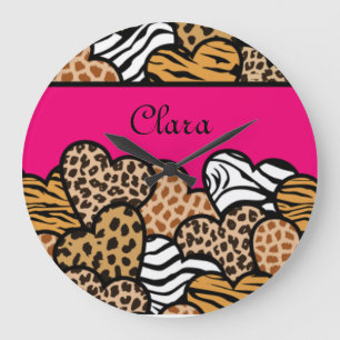 Girly Pink Playful Animal Print Herz Name Große Wanduhr