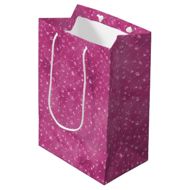 Girly Pink Sparkle Glitzer Blume Mittlere Geschenktüte (Vorderseite Schrägansicht)