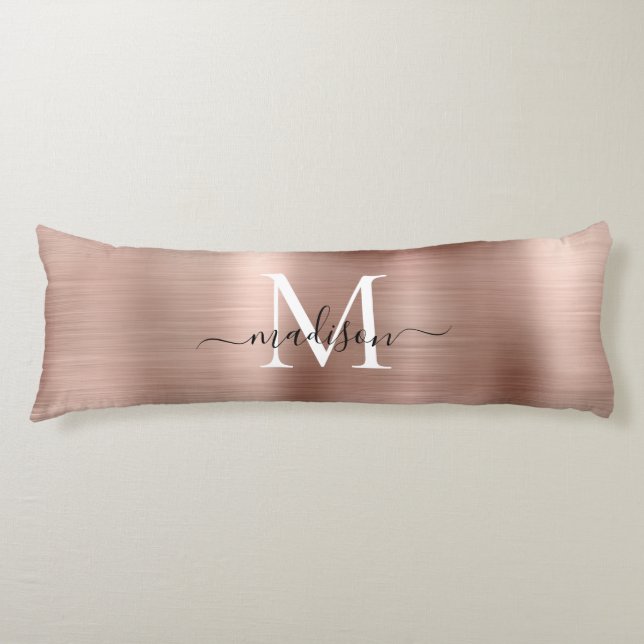 Girly Rose Gold Brushed Metal Monogram Script Name Seitenschläferkissen (Vorderseite)
