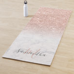 Girly Rose Gold Glitzer ombre Marmor mit Monogramm Yogamatte<br><div class="desc">Girly Rose Gold Glitzer ombre auf weißem Marmor mit Monogramm Yoga Matte,  ideal für innen Training.</div>