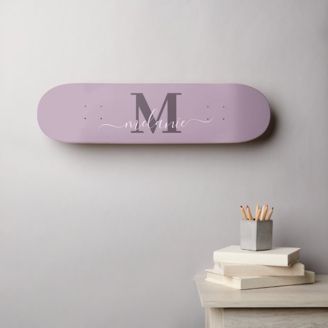 Girly Script Individuelle Name Monogram Skateboard (Wandkunst (Horz))