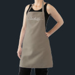 Girly taupe benutzerdefinierten Skriptnamen elegan Schürze<br><div class="desc">Personalisierte taupe angepasste moderne Skriptname Text monogram solide schlichte Farbe einfach gürlich elegante elegante Taupe und weiß Text Küche Schürze. Anpassen,  personalisieren Sie es mit Namen,  Zitat,  Phrasen oder Text. Geeignet für Köche,  Koch,  Keramik,  Keramiken,  Handwerk,  Arbeit,  Küche,  Backen,  Grillen,  Grill etc.</div>
