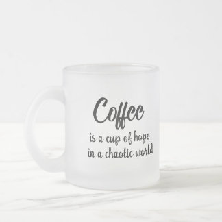 Givré Le café est une tasse d'espoir dans un monde chaot