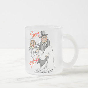 Givré Obtiennent la tasse accrochée de lune de miel