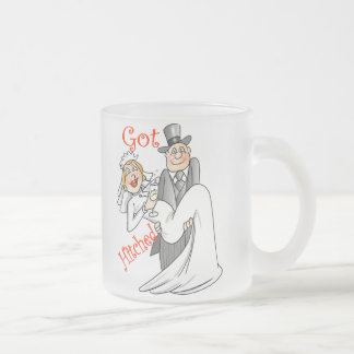Givré Obtiennent la tasse accrochée de lune de miel