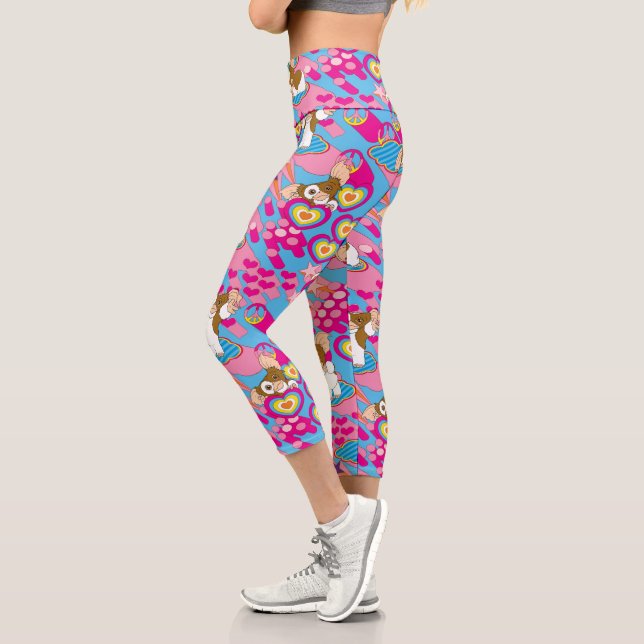 Gizmo | Pink Peace & Liebe Pattern Capri Leggings (Links)