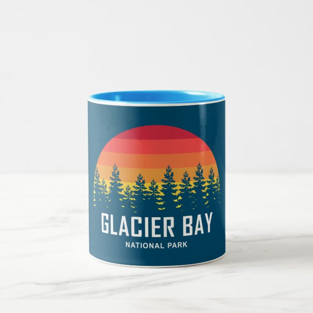 Glacier Bay National Park Zweifarbige Tasse (Mittel)