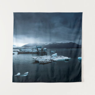 GLACIER IN DER NÄHE DES WASSERKÖRPERS WANDTEPPICH