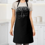 Glam Black Silver Glitter Glam Monogram Schürze<br><div class="desc">Glam Black Silver Glitzer Elegante Monogram Schürze. Dieses schicke Design mit elegantem,  silberfarbenem Glitzer auf schwarzem Hintergrund verleiht diesem schicken Schürze-Design eine angenehme Note. Das Design enthält Ihr handgeschriebenes Skriptmonogramm mit hübschen Wirbel und Ihrem Namen.</div>