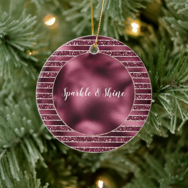 Glam Burgund Rote Rose Pinselstrich Glitzer Keramik Ornament (Baum)