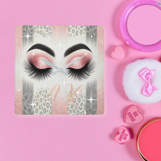 Glam Pink Glitzer Eyelashes Monogramm Quadratische Wanduhr