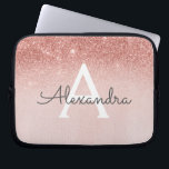 Glam Rose Gold Glitzer und Sparkle Monogramm Laptopschutzhülle<br><div class="desc">Glam Rose Gold Ombre Imitate Glitzer und sparkle Moderne und elegante Monogram Case. Dieser Fall kann so angepasst werden,  dass er Ihren Anfangs- und Vornamen enthält.</div>