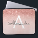 Glam Rose Gold Glitzer und Sparkle Monogramm Laptopschutzhülle<br><div class="desc">Glam Rose Gold Ombre Imitate Glitzer und sparkle Moderne und elegante Monogram Case. Dieser Fall kann so angepasst werden,  dass er Ihren Anfangs- und Vornamen enthält.</div>