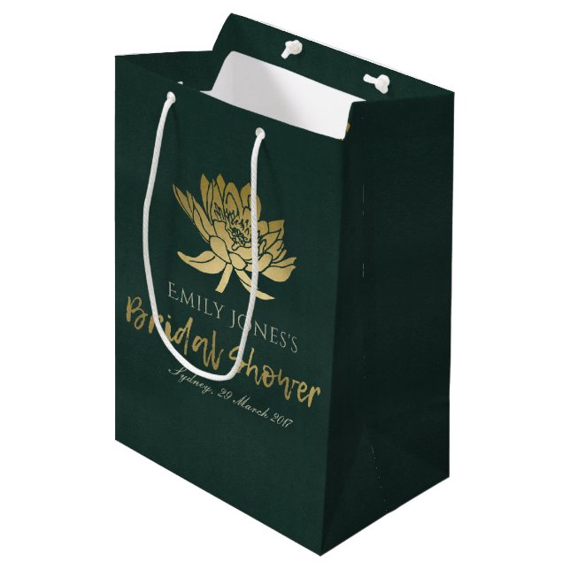 GLAMOROUS GOLD GREEN LOTUS FLORAL BRAUTPARTY MITTLERE GESCHENKTÜTE (Vorderseite Schrägansicht)