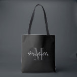 Glamour Schwarzweiß-Monogramm-Totasche Tasche<br><div class="desc">Glamour schwarz-weiße Monogramm Totbeutel. Stilvolles mit Monogramm Design mit Schriftzeichen für personalisierte Namen. Fügen Sie Ihren eigenen benutzerdefinierten Anfangsbuchstaben hinzu. Geschenkidee zum Gastgeschenk, zum extravaganten Geburtstag, Jubiläum, Bachelorette, Verlobung, Mädchenwochenende, Brautparty etc. Anpassbare Hintergrundfarbe. Trendy Accessoires für Frauen und Mädchen. Machen Sie sich ein für Braut, Brautmädchen, Trauzeugin, Blume, Brautmutter, Ehrenmatron...</div>