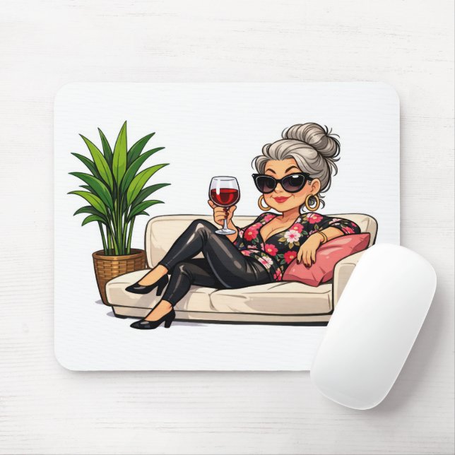 Glamouröse alte Dame mit Wein Mousepad (Mit Mouse)
