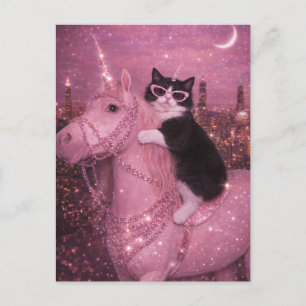 Glamouröse Einhornkatze unter funkelnder Stadt     Postkarte