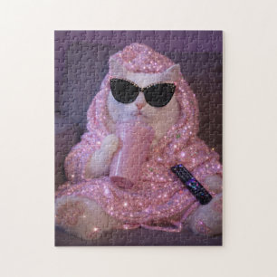 Glamouröse faule Katze in Sonnenbrille mit funkeln
