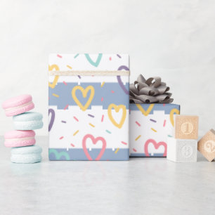 Glänzendes Geschenkpapier Blau-Weiß gestreift
