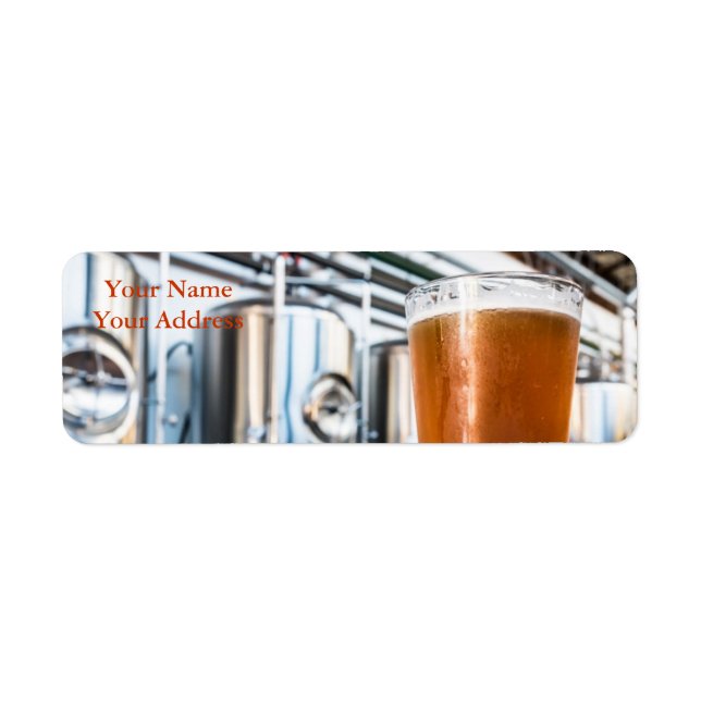 Glas Bier in Microbrewery (Vorne)