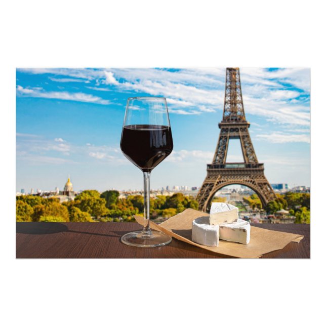 Glas Wein mit Brikenkäse auf dem Eiffelturm Fotodruck (Vorne)