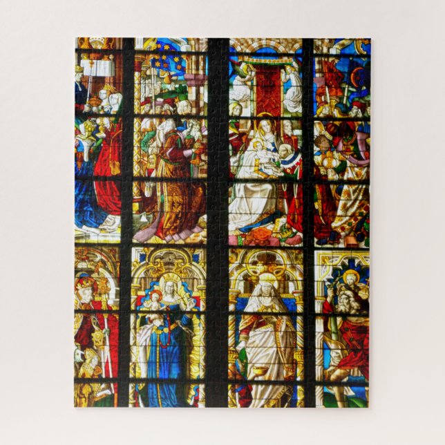 Glasfenster in Köln, Deutschland (Vertikal)