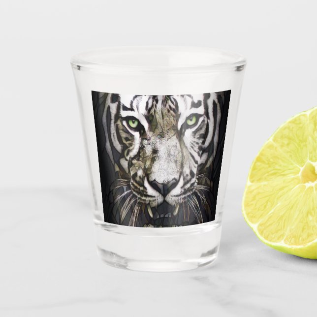 Glass White Tiger Bandana Schnapsglas (Vorderseite)