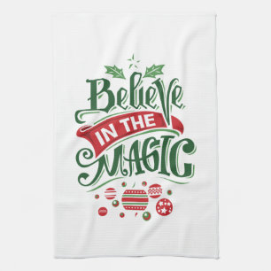 Glaube an die Weihnachtstypografie der Magie Geschirrtuch