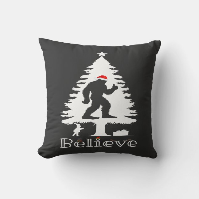 Glaube Bigfoot Kryptozoologie Weihnachtsbaum Kissen (Vorderseite)