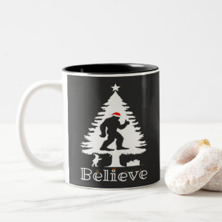 Glaube Bigfoot Kryptozoologie Weihnachtsbaum Zweifarbige Tasse