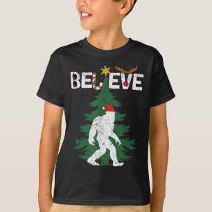 Glaube Bigfoot Sasquatch Yeti Weihnachtsmannmütze  T-Shirt