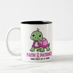Glaube eine Geduld: Zweifarbige Tasse