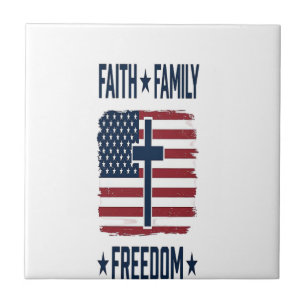 Glaube Familie Freiheit Patriotisches Kreuz USA-Fl Fliese