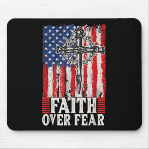 Glaube über Angst Jesus Christliches Kreuz 4. Juli Mousepad