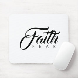 Glaube über Angst Weiß Mousepad