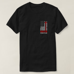 Glauben über Angst Cooles Christliches Flag Cross T-Shirt