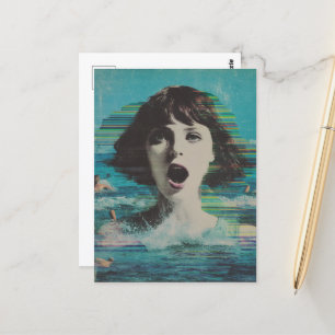 Glitch Lady am Strand Postkarte