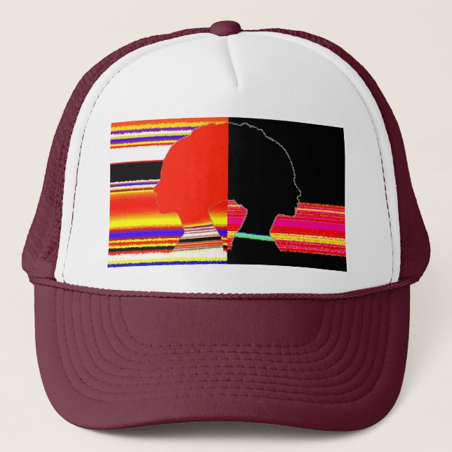 Glitch Split Profile – Pop Art Trucker Cap Truckerkappe (Vorderseite)