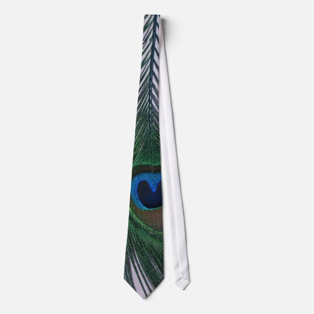 Glitterie White Peacock Feather Still Life Krawatte (Vorderseite)