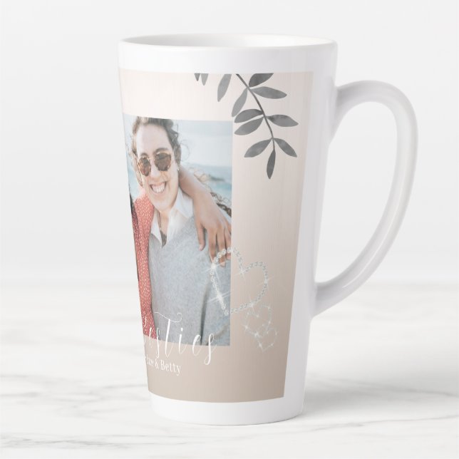 Glittering Hearts Besties Latte Tasse (Rechts)