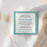 Glittery Bat Mitzvah Aquamarin und Silver Square Einladung<br><div class="desc">Dieses trendige Bat Mitzvah-Angebot besticht durch funkelnden Imitat-Glitzer,  der auf einem soliden Farbhintergrund liegt. Verwenden Sie das Vorlagenformular,  um Ihre eigenen Informationen hinzuzufügen. Das Design Tool kann verwendet werden,  um den Stil,  die Farbe und das Layout des Schriftartes zu ändern.</div>