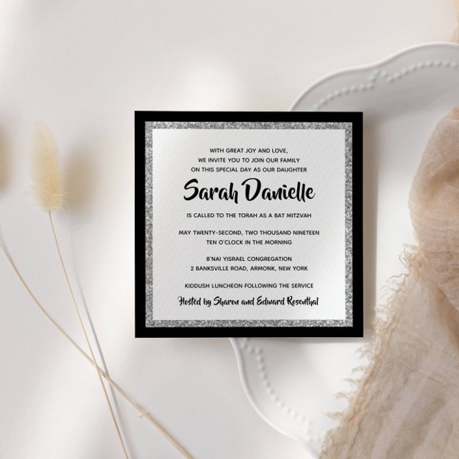 Glittery Bat Mitzvah Black Silver Square Einladung (Von Creator hochgeladen)